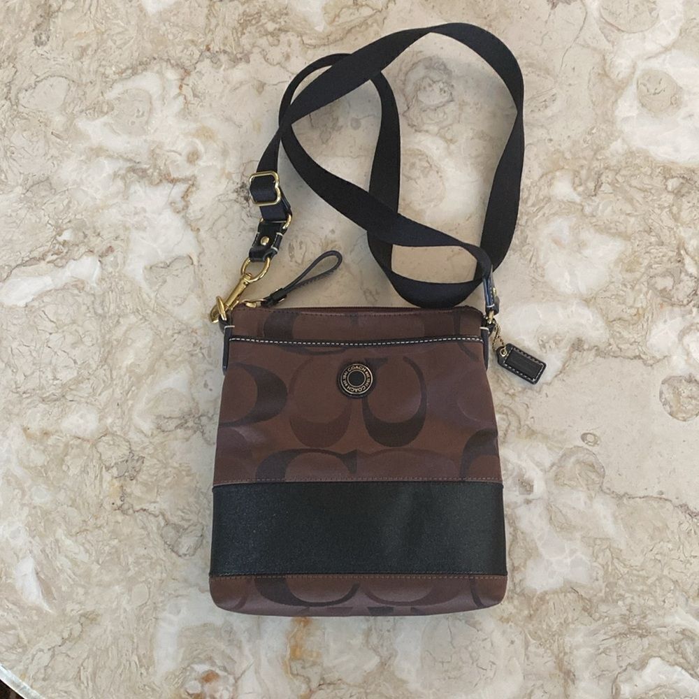 Coach Black/Aubergine Brown Signature Canvas Swingpack Adjustable Crossbody Bag
